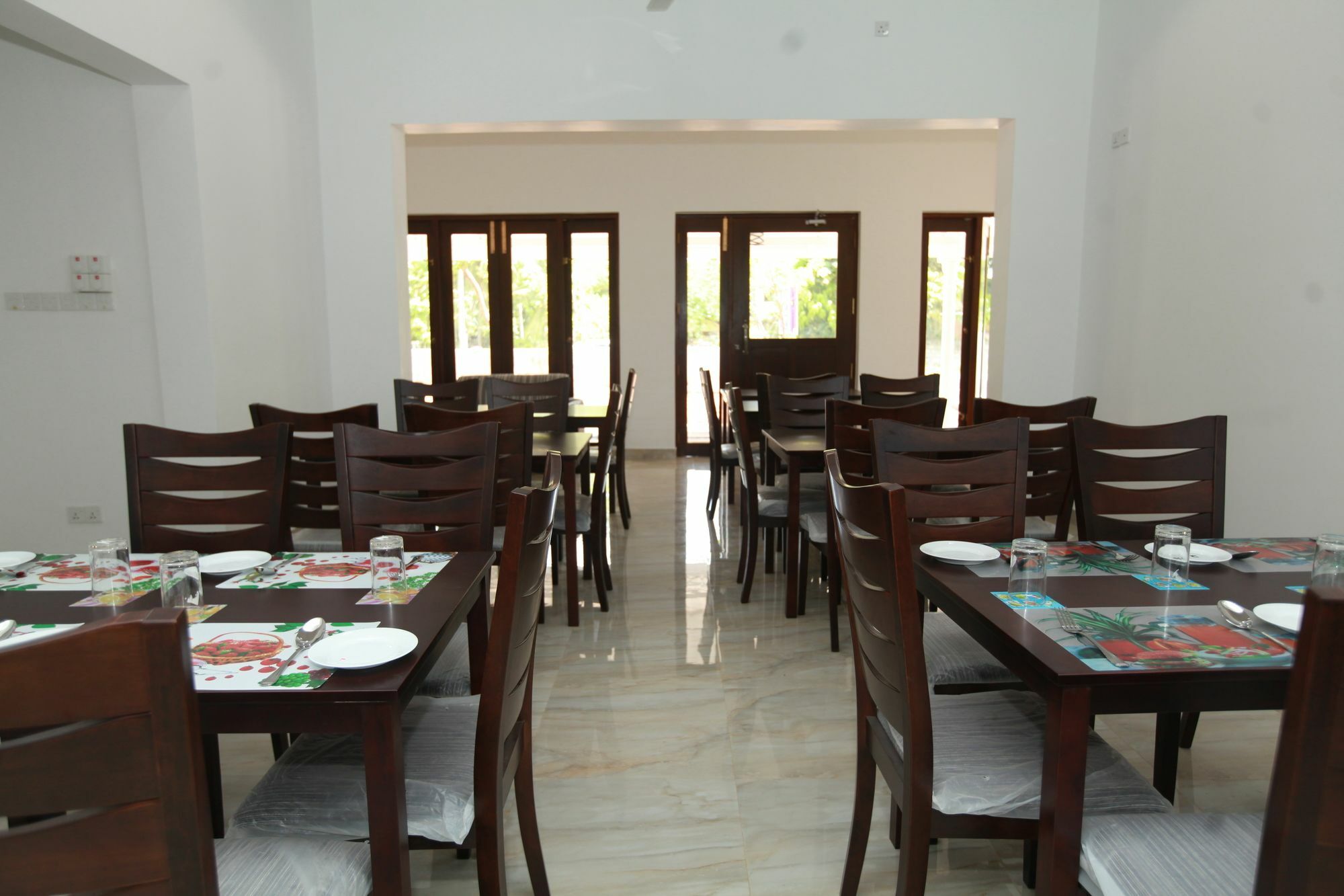 Lavonka Tourist Rest Hotell Anuradhapura Exteriör bild