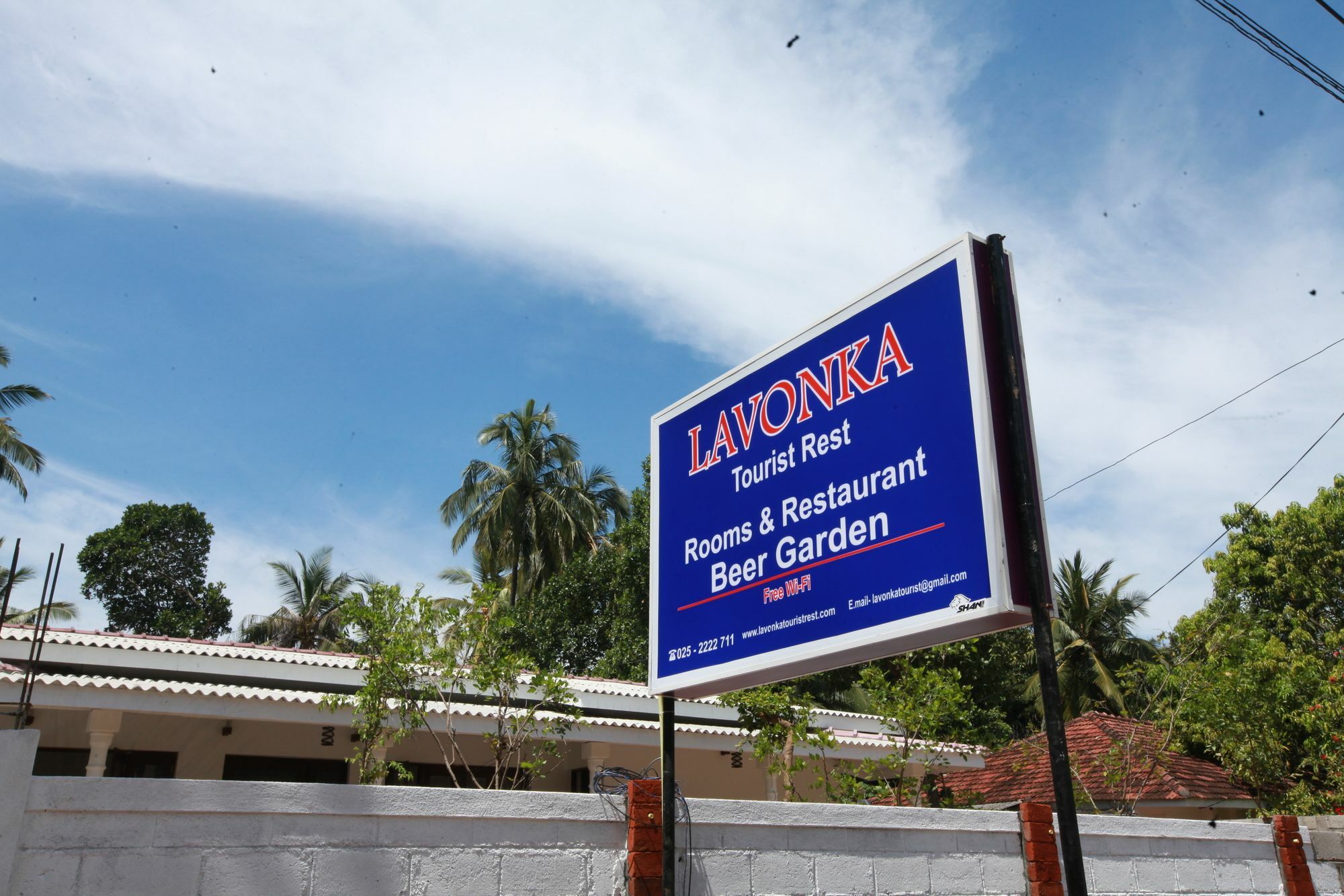 Lavonka Tourist Rest Hotell Anuradhapura Exteriör bild